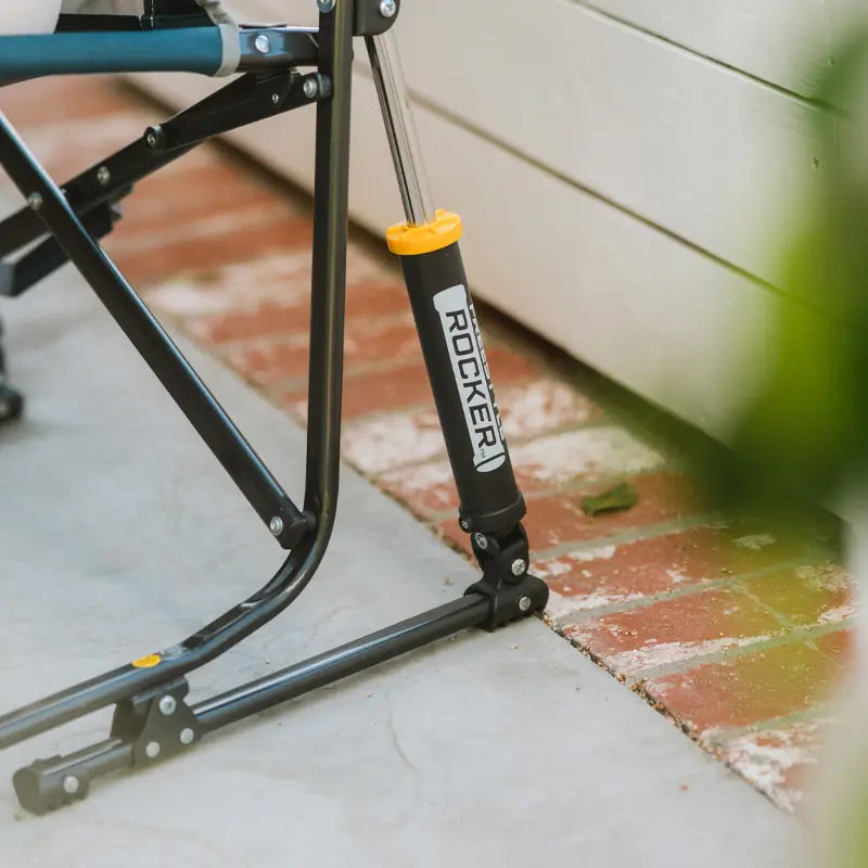 Freestyle Rocker with Side Table Z5