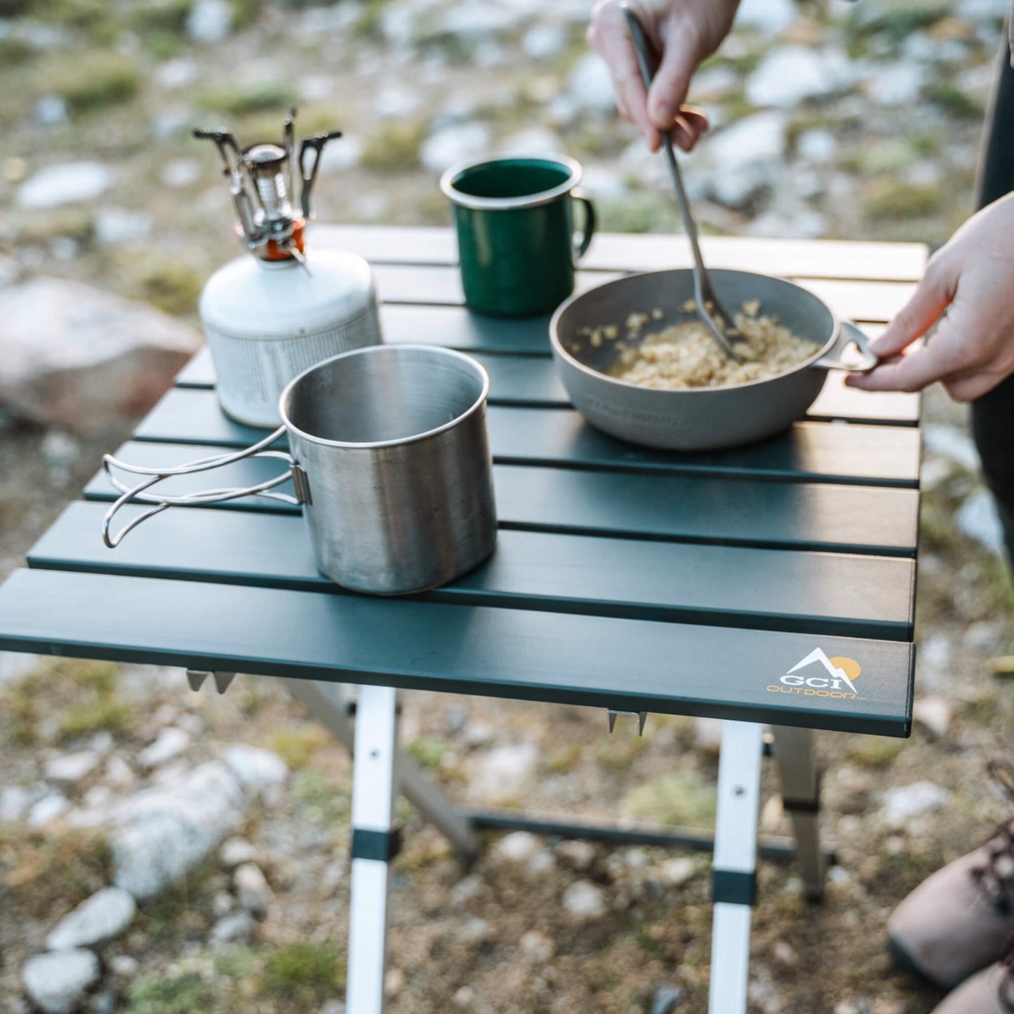 Compact Camp Table 20 W9