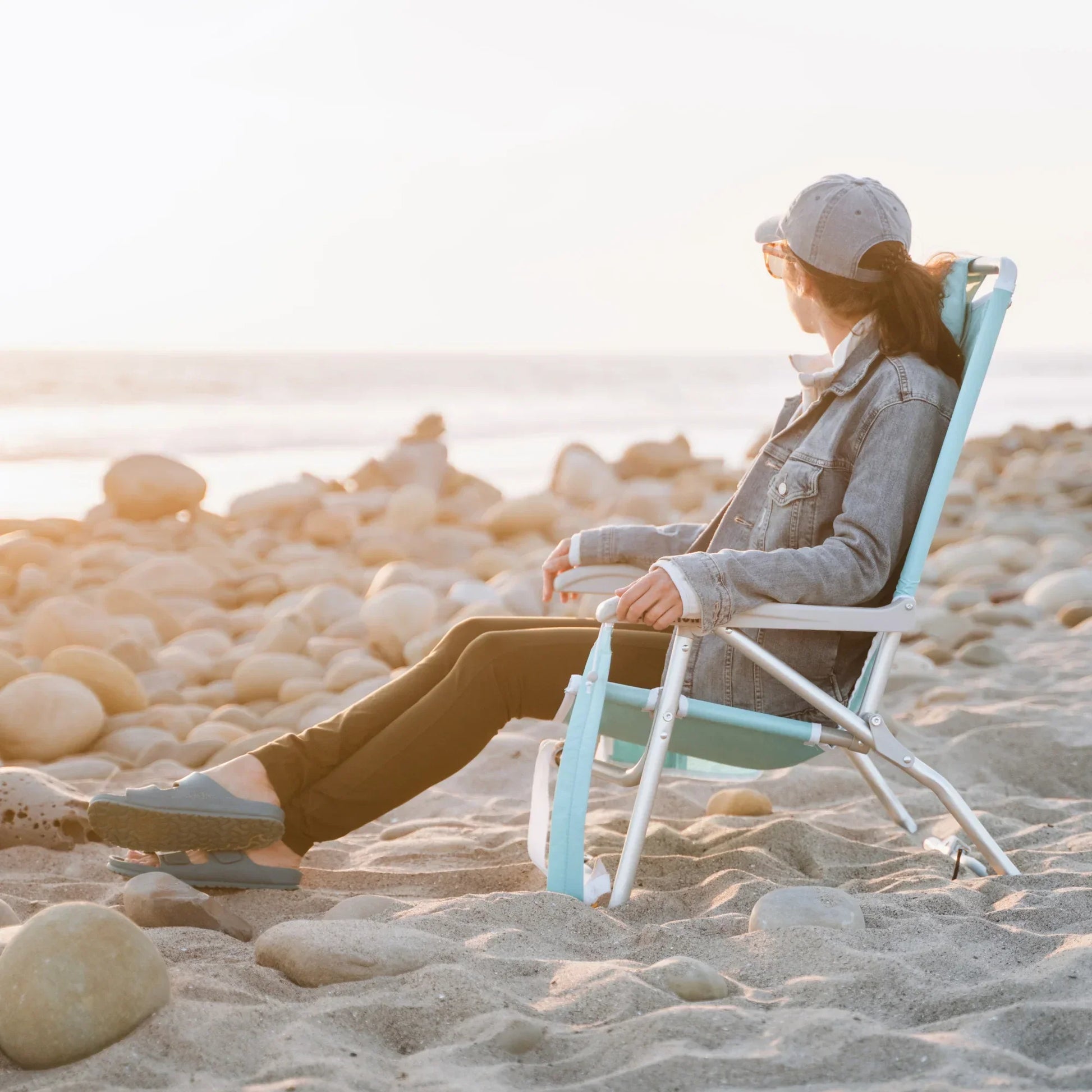Bi-Fold Beach Chair I2