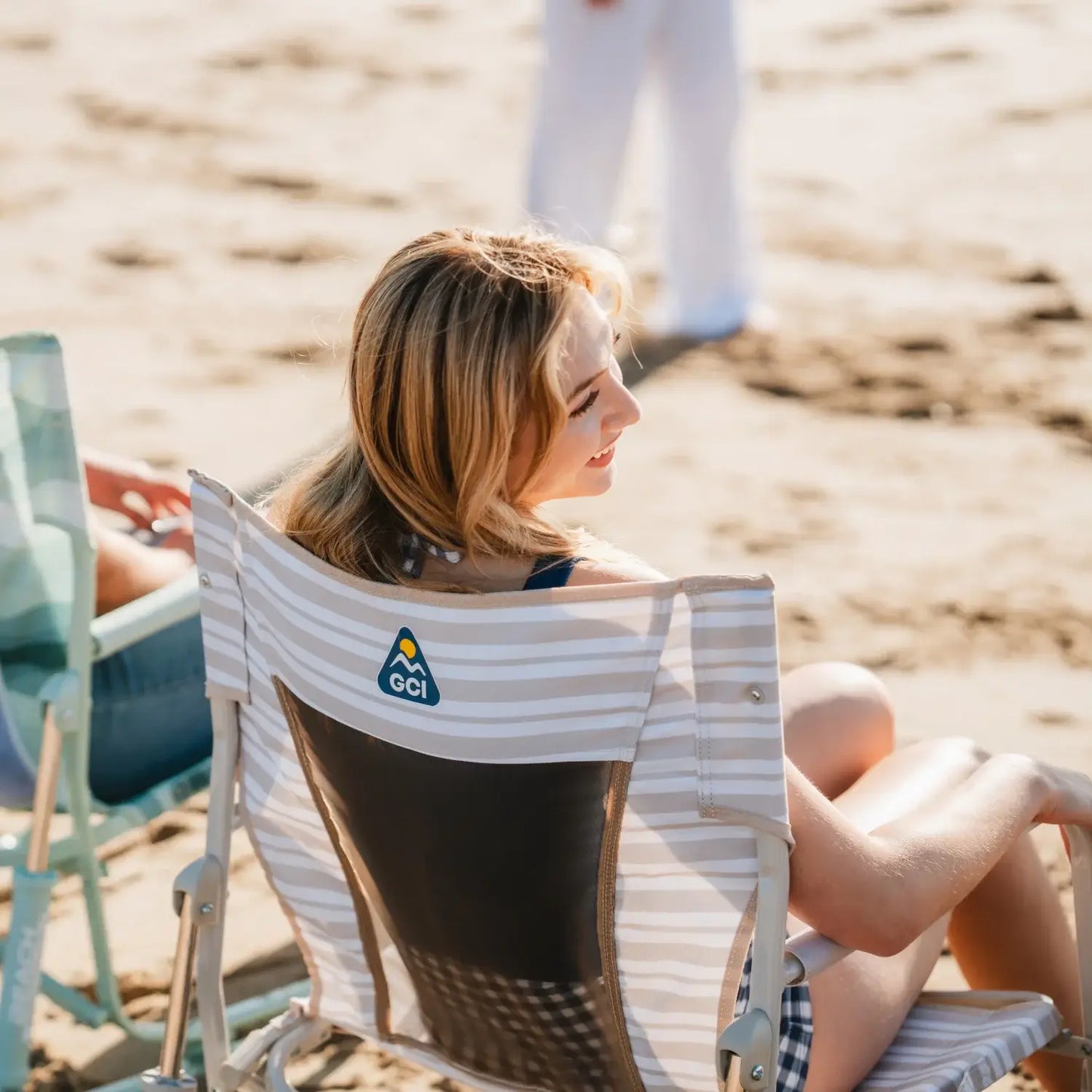 Beach Rocker B2